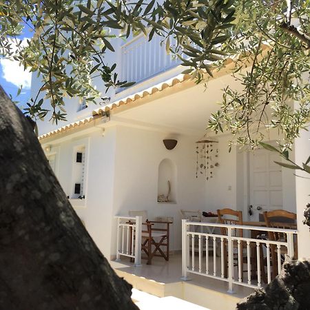 Top Holiday Home Private Pool By The Sea With Private Garden For Private Use Koróni Eksteriør billede